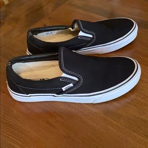 Black Slip-on Vans Men’s 7.5, Women’s 9